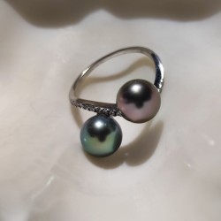 BAGUE EN ARGENT AVEC DEUX PERLES NOIRES DE CULTURE DE LA POLINÉSIE FRA